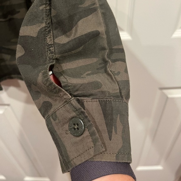 NWOT-Sanctuary Camouflage denim jacket - Picture 5 of 6